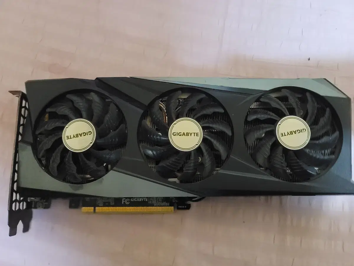 고장난 3060ti 그래픽카드 팔아요 (부품용)